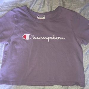 Cropped champion T-shirt